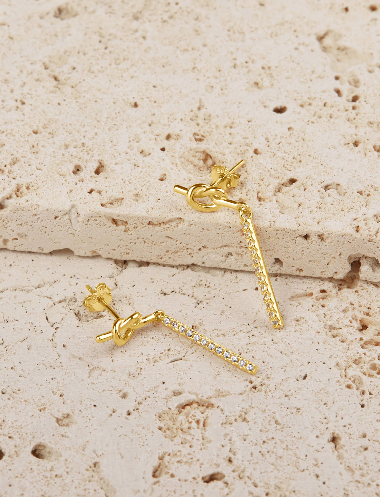 Pastiche  Sia Earrings - E1979YGCZ