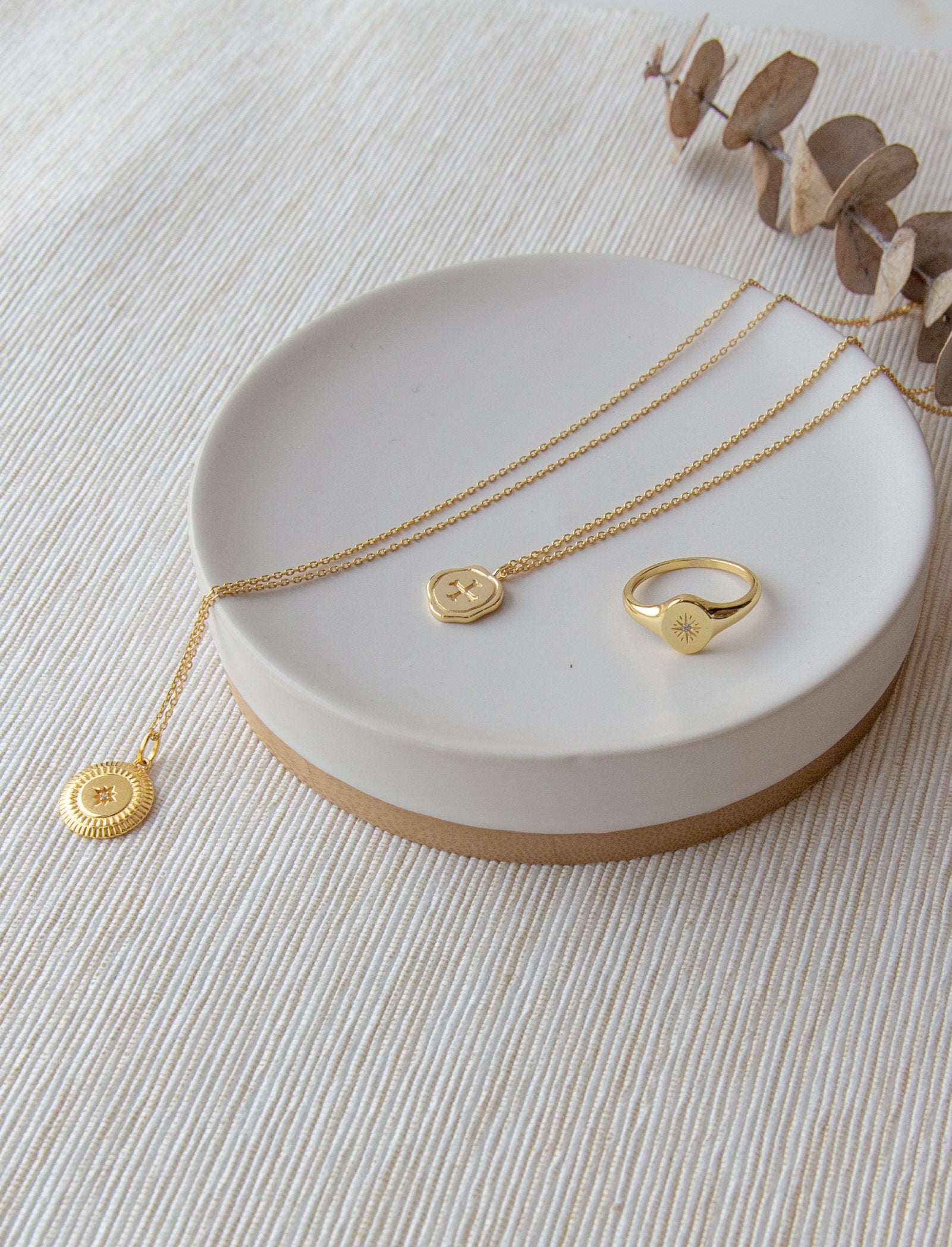 Pastiche  Voyager Ring -