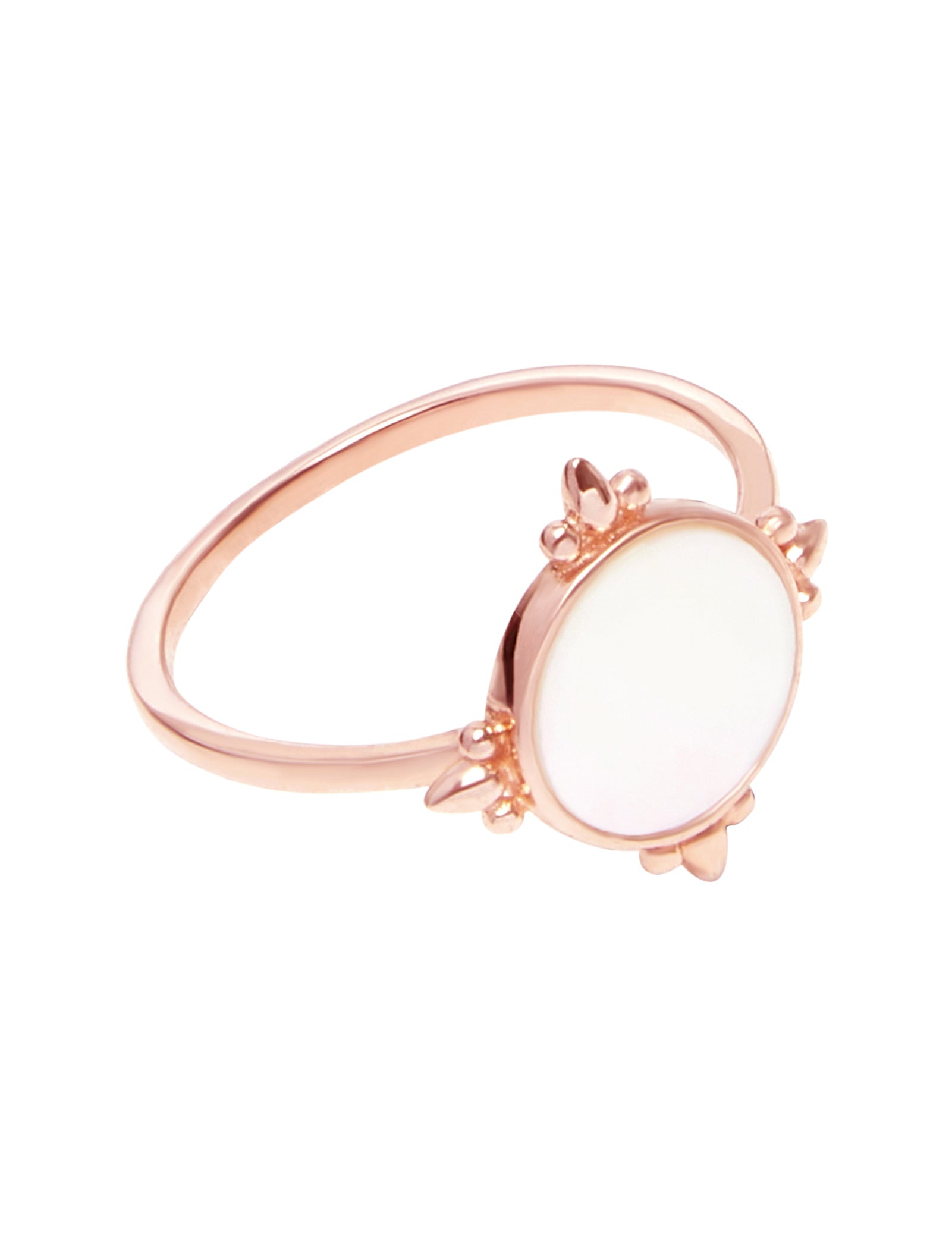 Pastiche  Aila Ring -