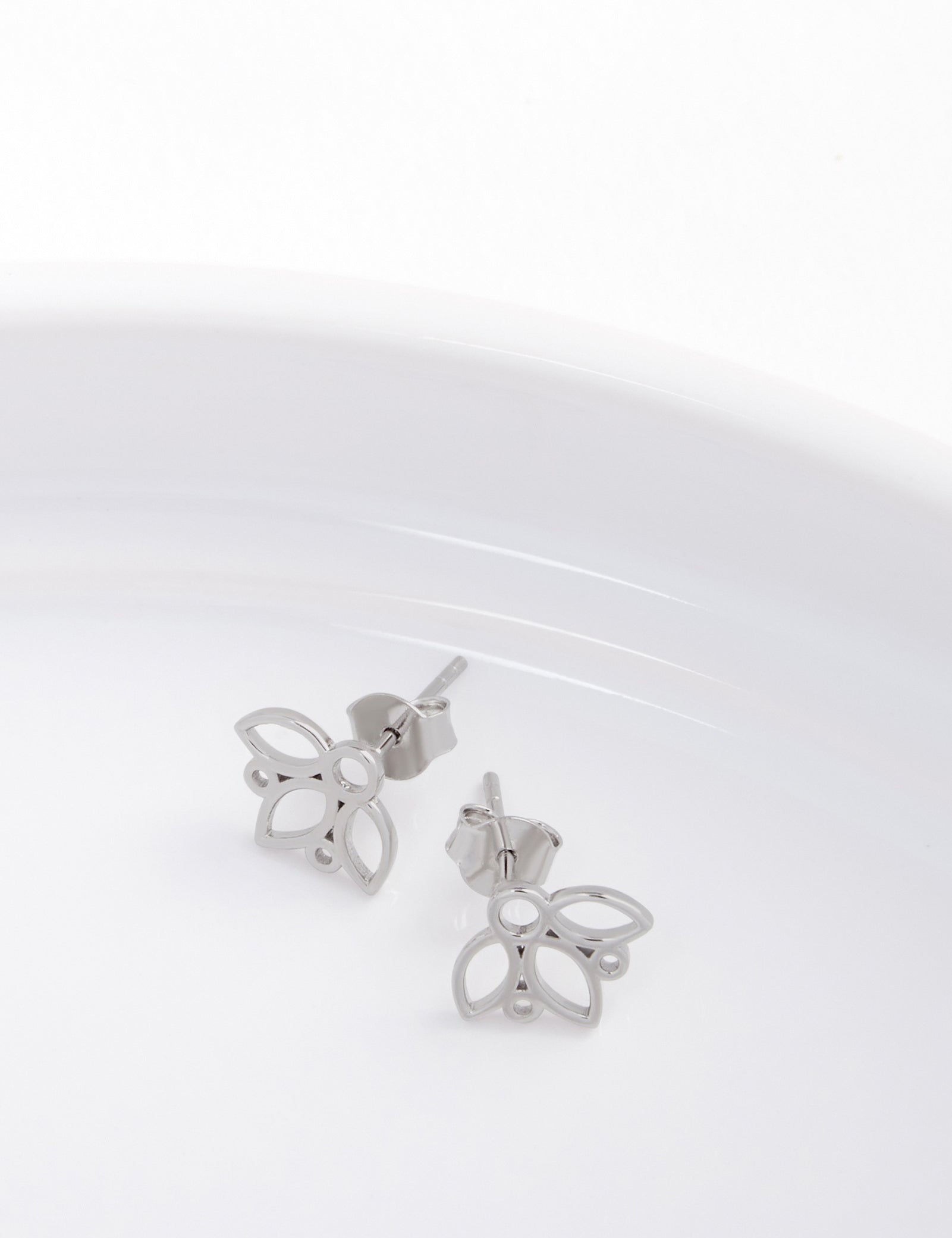 Pastiche  Posy Earrings - E1907